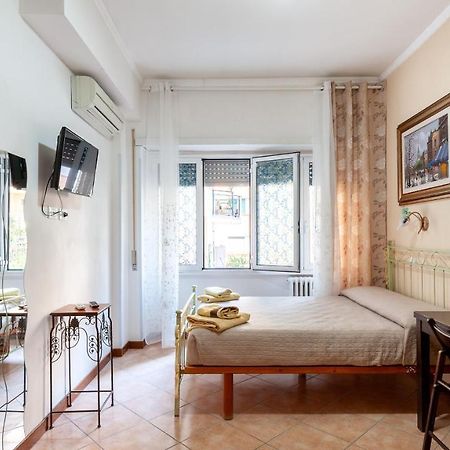 Vatican Rose Aparthotel Рим Екстериор снимка