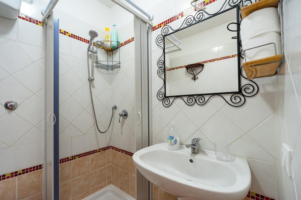 Vatican Rose Aparthotel Рим Екстериор снимка