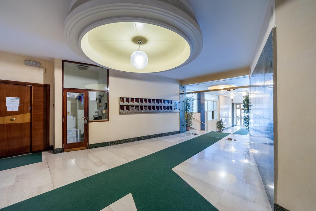 Vatican Rose Aparthotel Рим Екстериор снимка