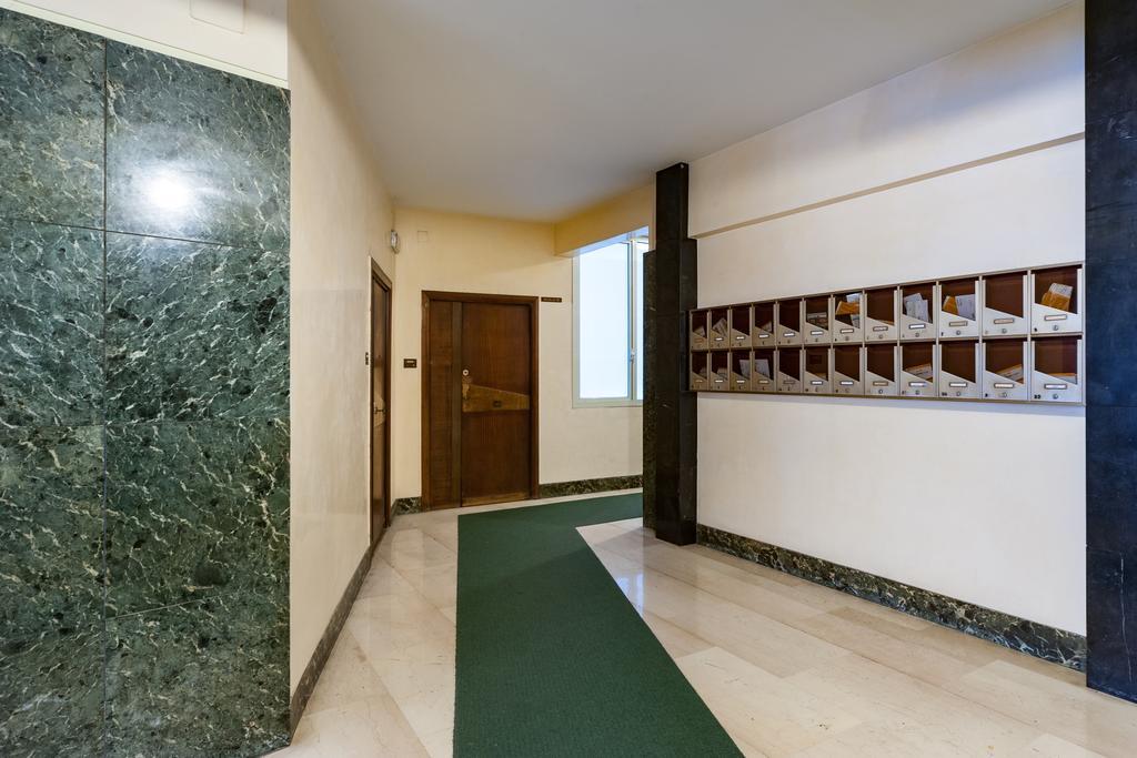 Vatican Rose Aparthotel Рим Екстериор снимка